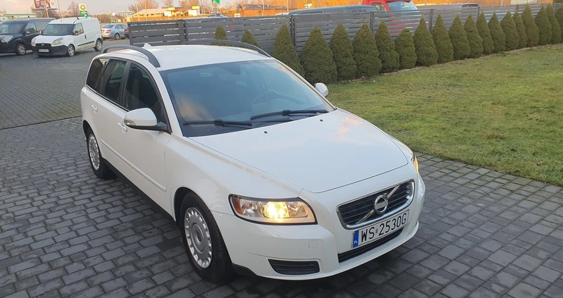 Volvo V50 cena 19900 przebieg: 195000, rok produkcji 2011 z Siedlce małe 137